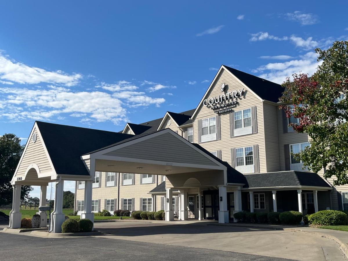 Country Inn & Suites By Radisson, Salina, Ks Exteriér fotografie
